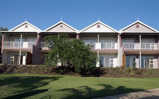 3 Bedroom Townhouse in Bisley