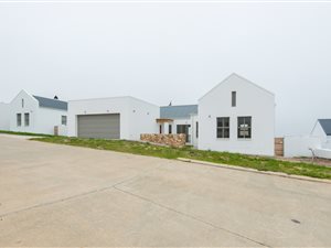 3 Bed House in Mont Fleur Mountain Estate