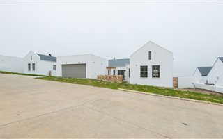3 Bedroom House in Mont Fleur Mountain Estate