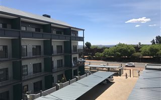 2 Bedroom Apartment in Linden