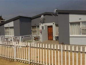 3 Bed Simplex in Ridgeway