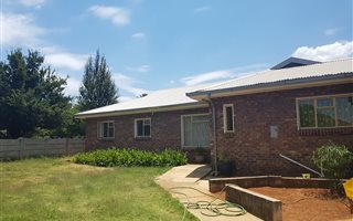 3 Bedroom House in Rensburg