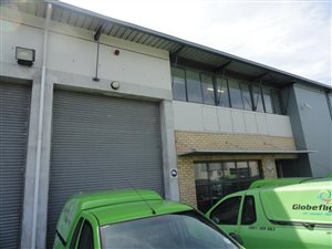 549 m² Commercial space in Airport Industria
