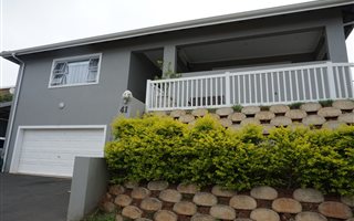 3 Bedroom House in Illovo Beach