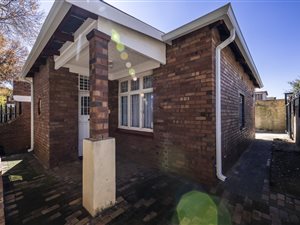 6 Bed House in Turffontein