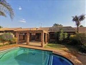 3 Bed Townhouse in Allen Grove