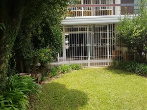 3 Bed Duplex in Lynnwood Ridge