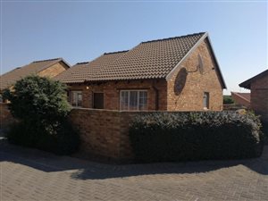 3 Bed Simplex in Kosmosdal