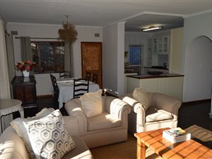 2 Bed House in Westbrook