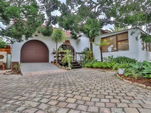 2 Bed House in Aston Bay