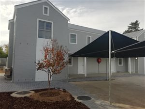 2 Bed Townhouse in Paarl Central East