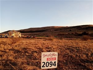 700 m² Land available in Eikenhof