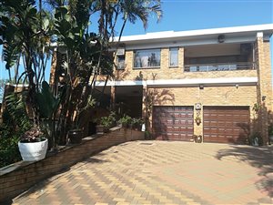 5 Bedroom House in KwaMashu