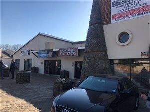 211 m² Commercial space in Boksburg Central