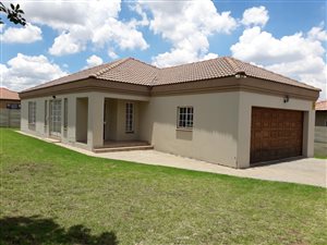 3 Bed House in Bergsig