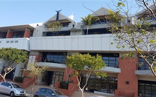 112 m² Commercial space in New Town Centre