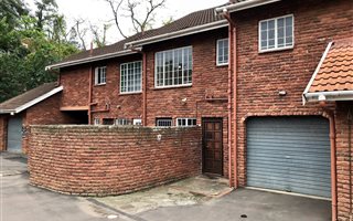 3 Bedroom Townhouse in Clarendon