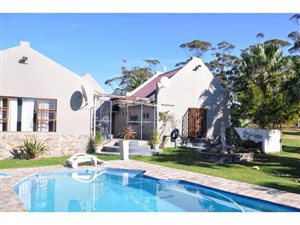 30 ha Farm in Beacon Bay