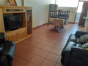 1.5 Bed Flat in Amanzimtoti