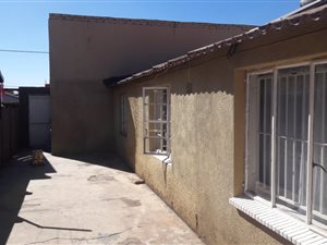 4 Bed House in Lenasia