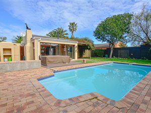 3 Bed House in Edgemead