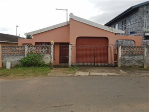 3 Bed House in Newlands West