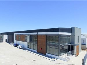 2086 m² Commercial space in Fairview