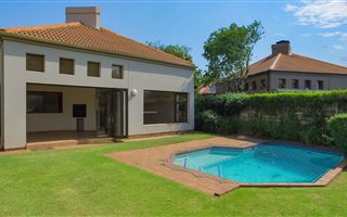 4 Bedroom House in Pecanwood