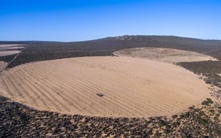 569 ha Farm in Redelinghuys