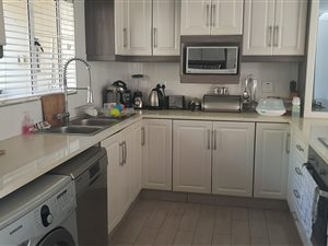 3 Bed Duplex in Bluff