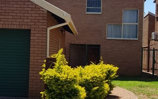 3 Bedroom House in Ninapark