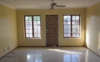 3 Bedroom Duet in Birdswood