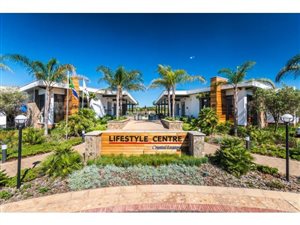 3 Bed Apartment in Hazeldean (Silverlakes Surroundings)