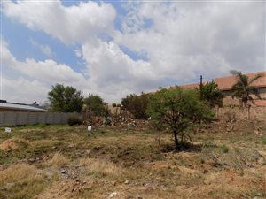 951 m² Land available in Fochville