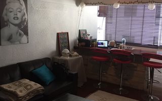 1 Bedroom Flat in Sea Point