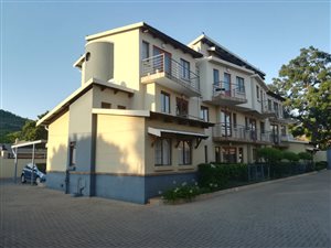1 Bed Apartment in Riviera
