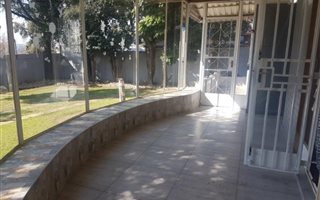 4 Bedroom House in Roosevelt Park