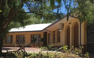 4 Bedroom House in Beaufort West