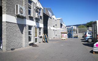 267 m² Industrial space in Bellville Central