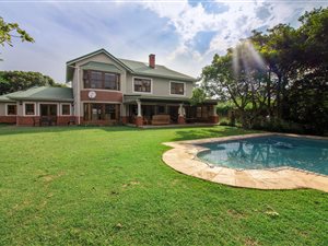 5 Bedroom House in Assagay
