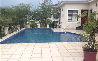 2 Bedroom Apartment in Summerset
