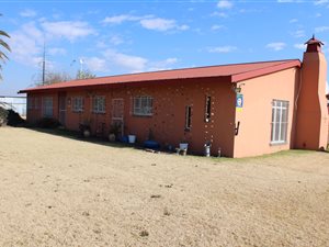 4.7 ha Smallholding in Deneysville