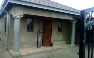 3 Bedroom House in Boipatong
