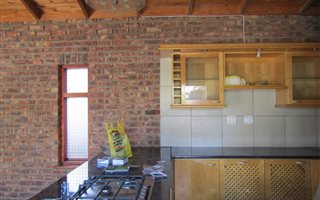1 Bedroom Garden Cottage in Walmer Heights