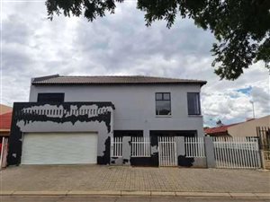 3 Bed House in Lenasia