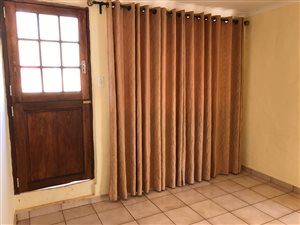 2 Bed Garden Cottage in Lanseria and surrounds