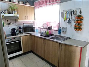 3 Bed House in Newlands East