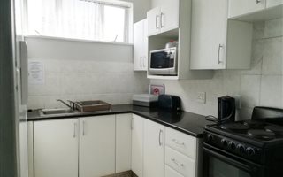 1 Bedroom Apartment in Amanzimtoti
