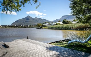 3 Bedroom House in Noordhoek