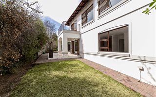 3 Bedroom Cluster in Maroeladal